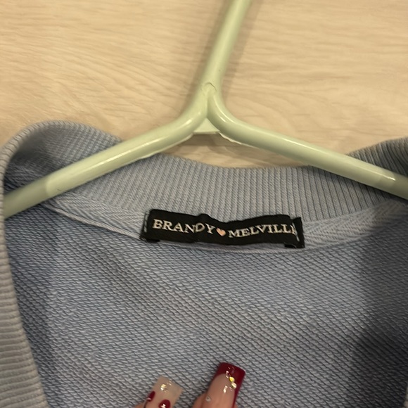 Brandy Melville crewneck - Picture 2 of 3